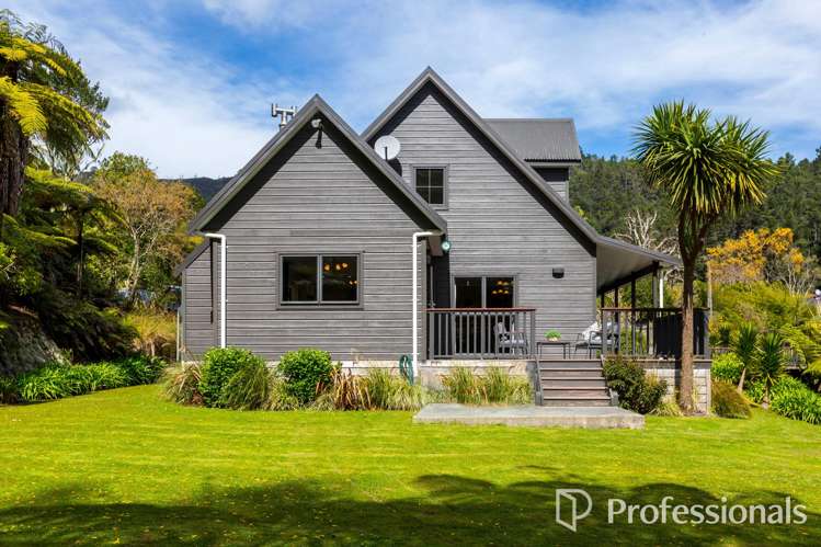 51 Kamahi Street Stokes Valley_24
