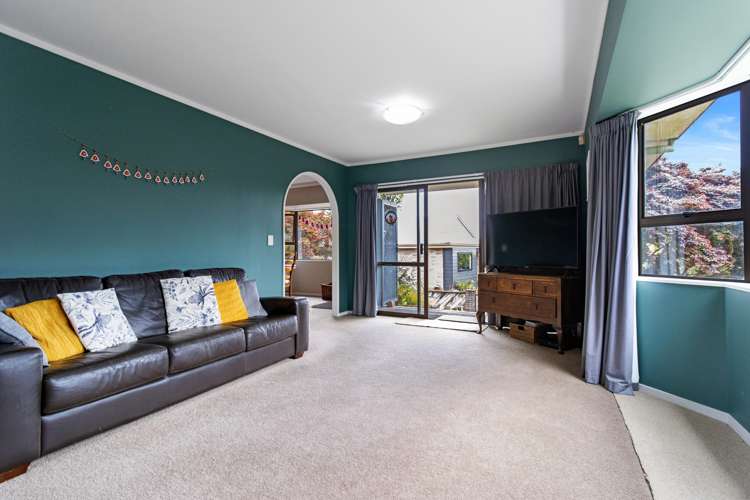 28 Lansdowne Crescent Glenview_3