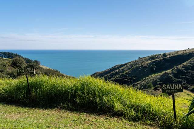 Kokomea: An Off-Grid Escape!