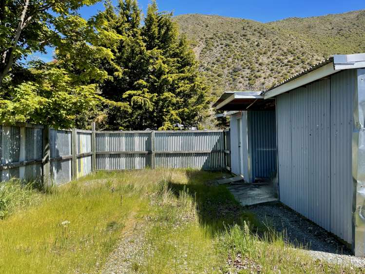 77 Bledisloe Street Kurow_25