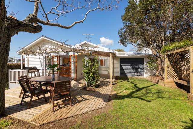 38 Seaview Terrace Mount Albert_2