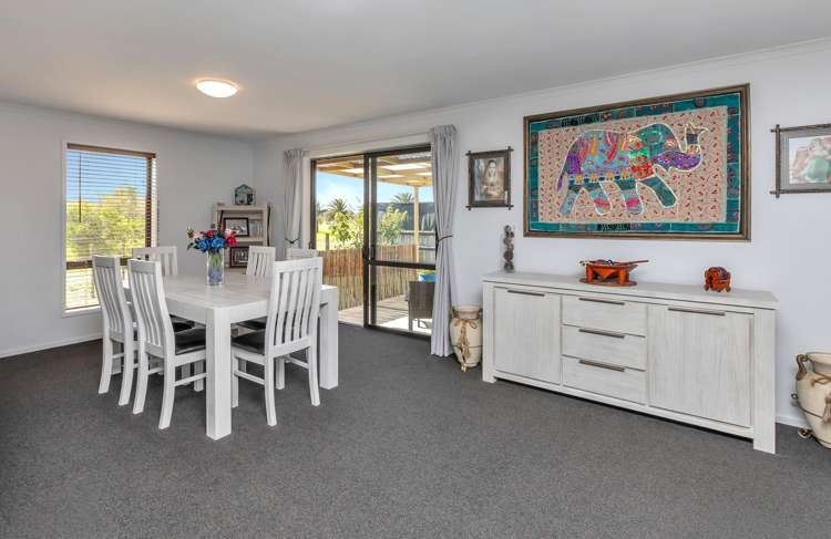 33 Ocean View Rise Ruakākā_8