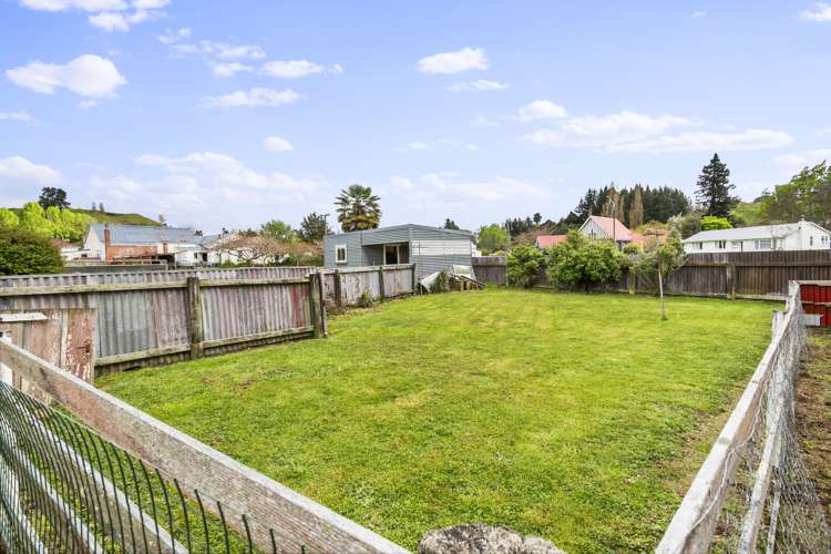 42 Paraekaretu Street Hunterville_18