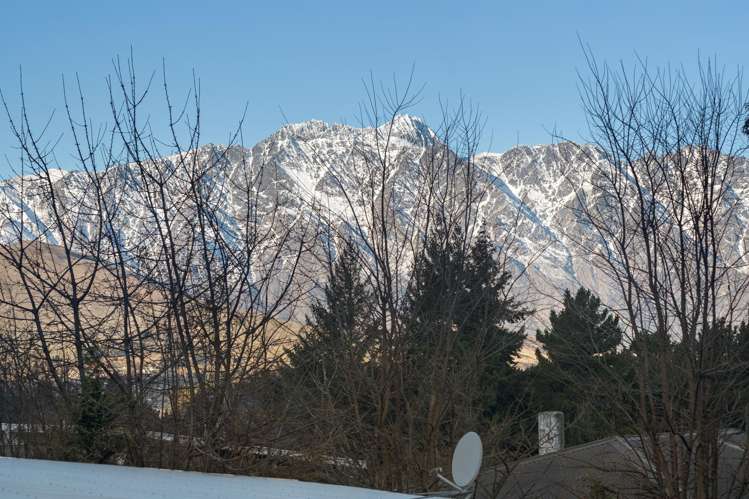 84 Thompson Street Queenstown_21