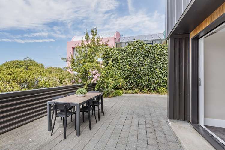 173 Grant Road Thorndon_18