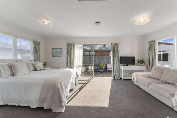 38 Willow Avenue Stoke_8