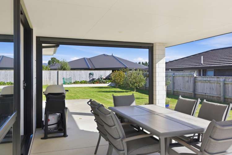 31 Honeyfield Drive Whalers Gate_16