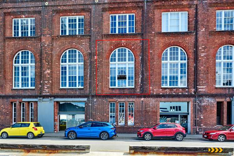 2.09/28 Waterloo Quay Pipitea_16