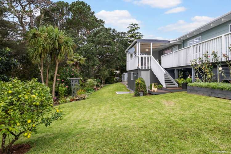 23 Hatfield Heights Hatfields Beach_13