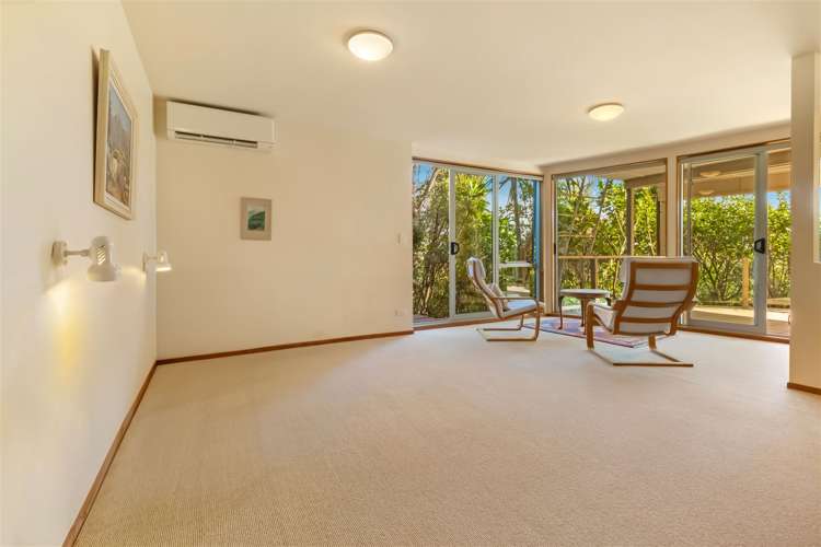 102 Trig Hill Road Onetangi_24