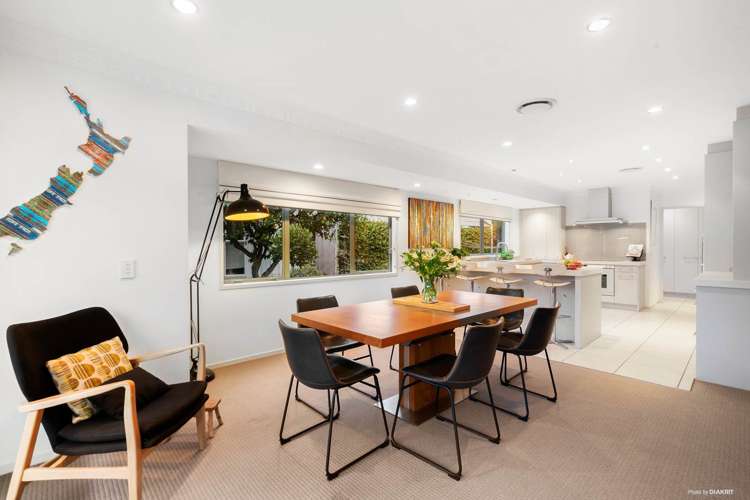 17 Seymour Road Mellons Bay_9