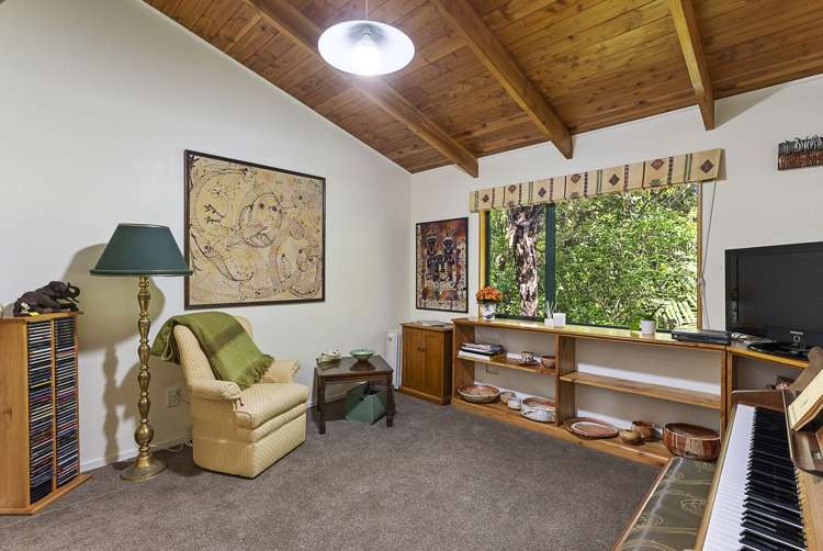 34 Turanga Road Henderson Valley_19