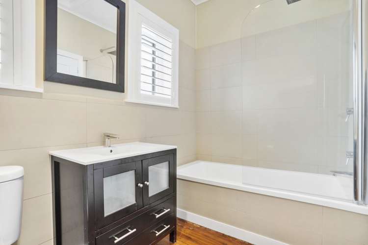 53 Tautari Street Orakei_10