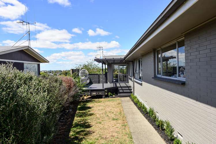 9 Beaumaris Place Dinsdale_22