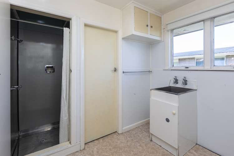 58 Coopers Road Dallington_11