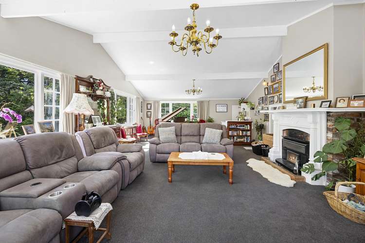 1324 Egmont Road Egmont Village_13