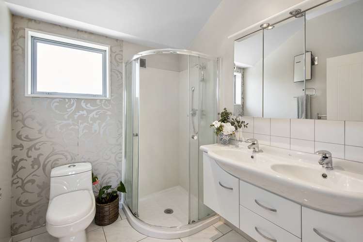 6 Longspur Avenue Wigram_17