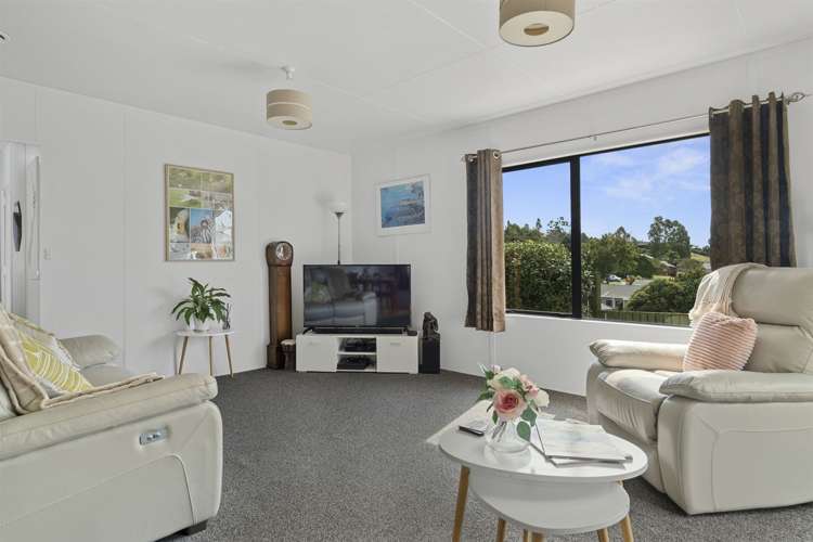 6 Poike Road Hairini_5