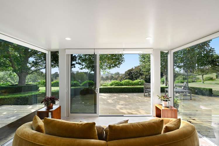 2/234 Gillard Road_5