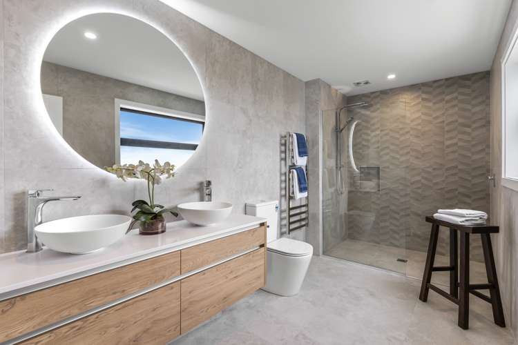 13b Gulf Crest Bucklands Beach_18