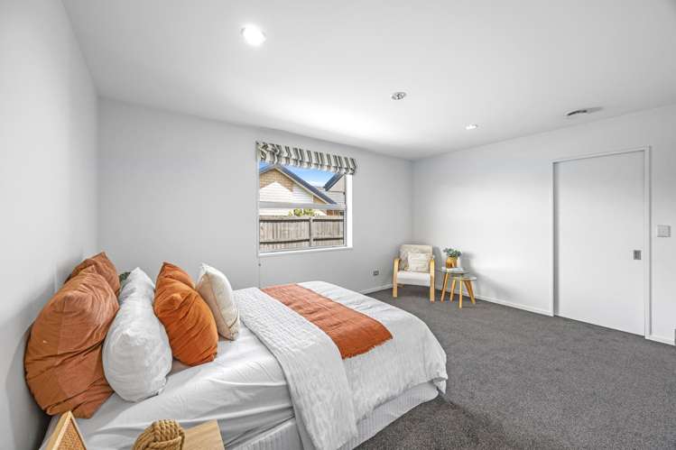 11 Handley Crescent Wigram_16