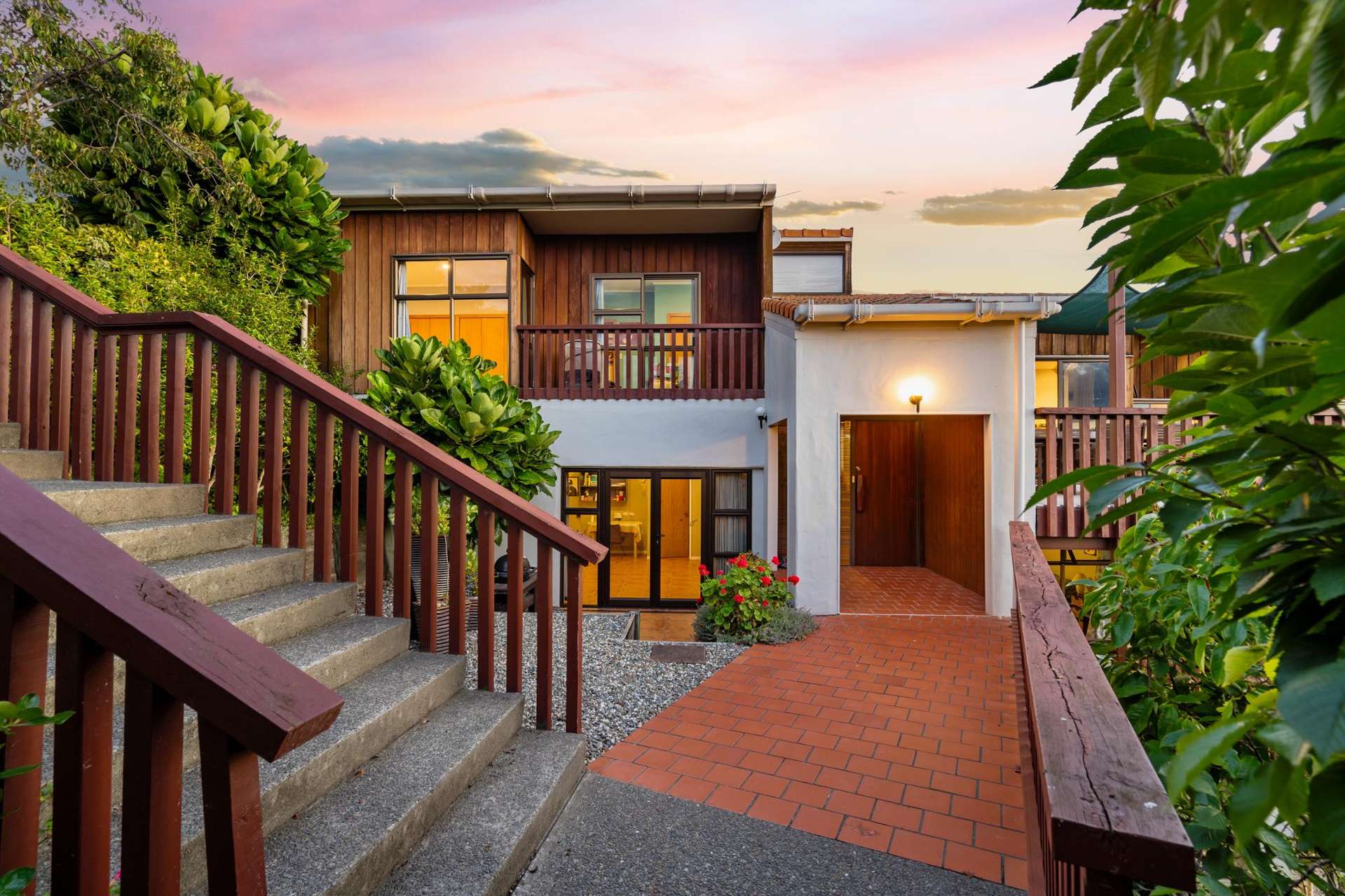 12a Cobden Crescent Bluff Hill_0