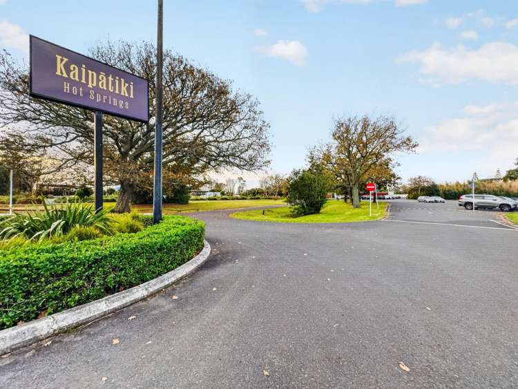 16 Aitkenhead Court Parakai_16
