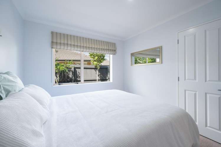 43 Covent Drive Stoke_15