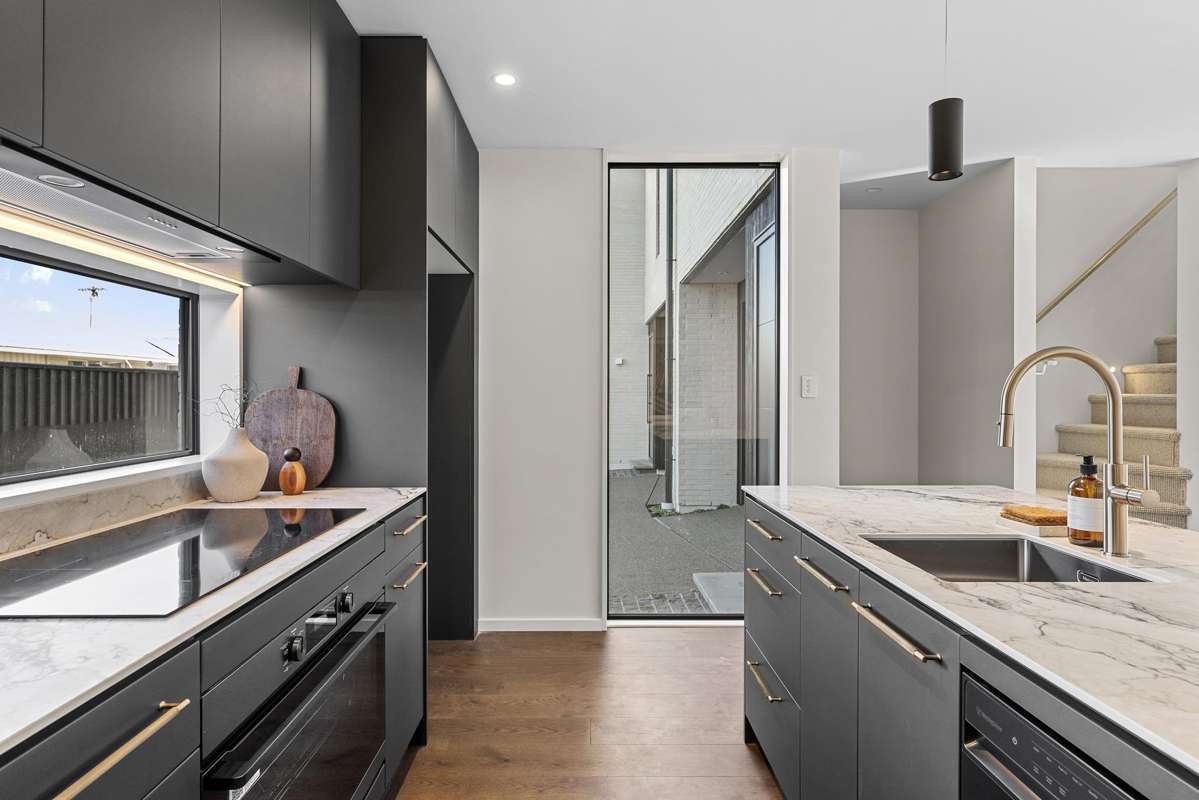 2 and 3/34 Gordon Avenue_1