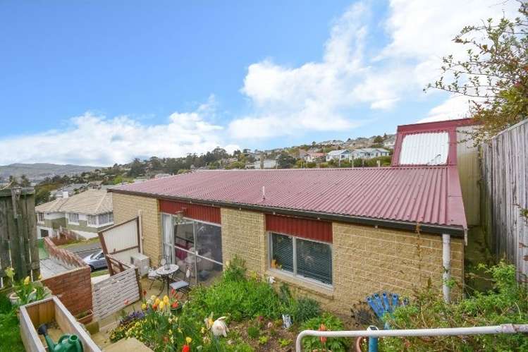 133 Riselaw Road Calton Hill_4