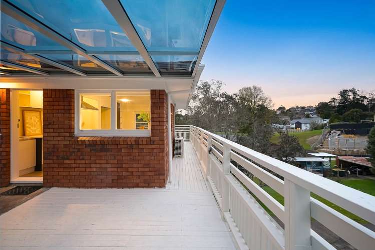 1/55 Ayton Drive Totara Vale_15