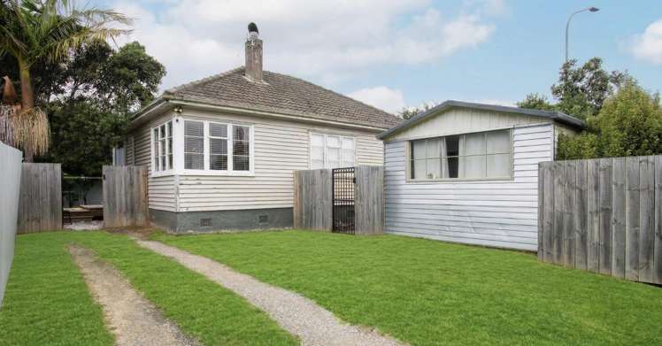210 Wainui Road Kaiti_1