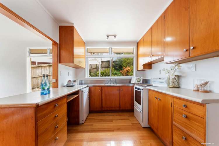 92 Lynbrooke Avenue Blockhouse Bay_9