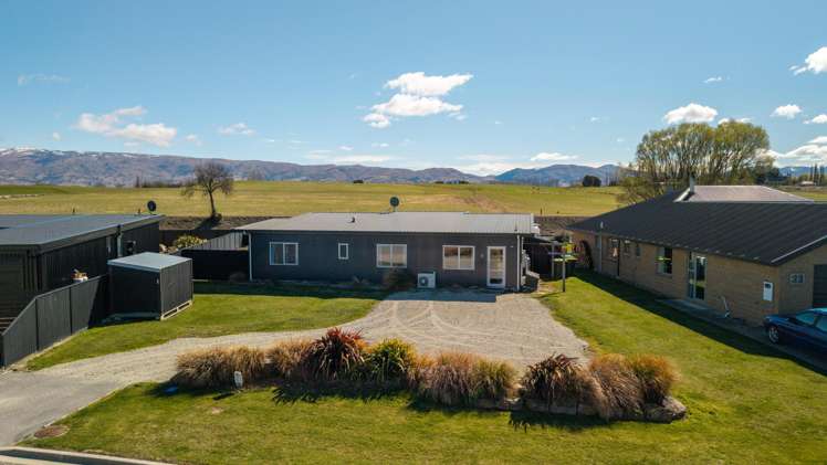21 Plunket Street Omakau_12
