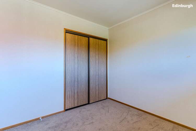 93 Main Road Fairfield_17