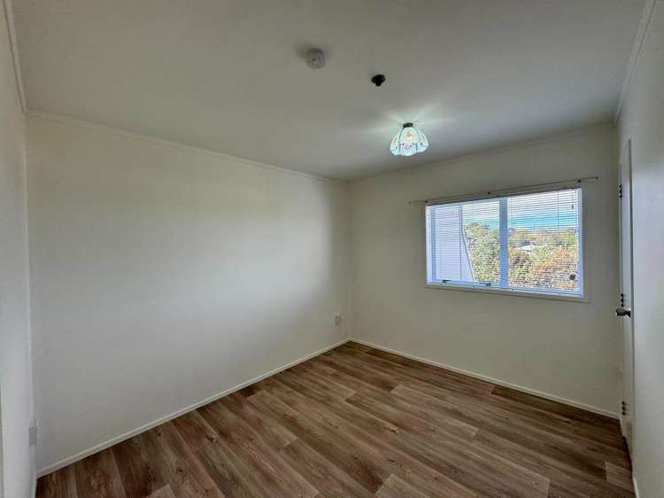 9/336B East Coast Road Mairangi Bay_13