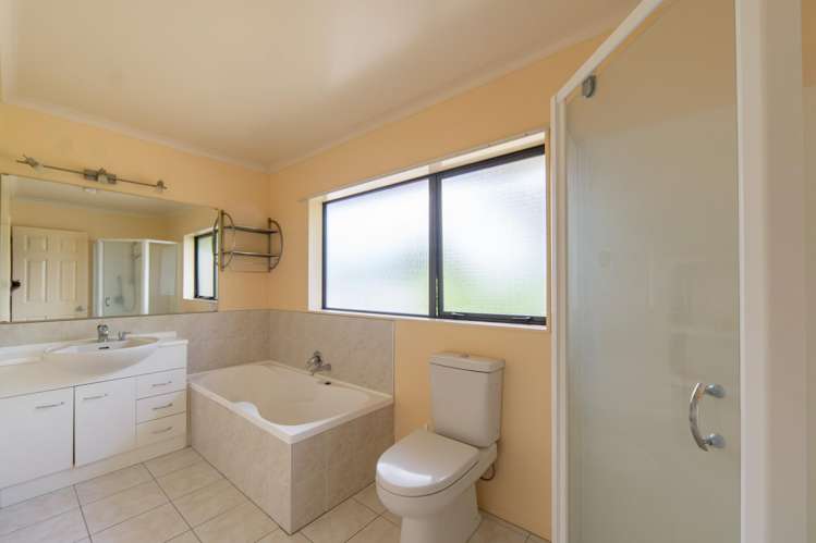 34 Ravenscourt Place Huntington_16