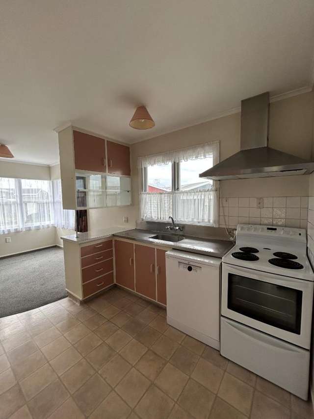 18 Deanwell Avenue 1056_1