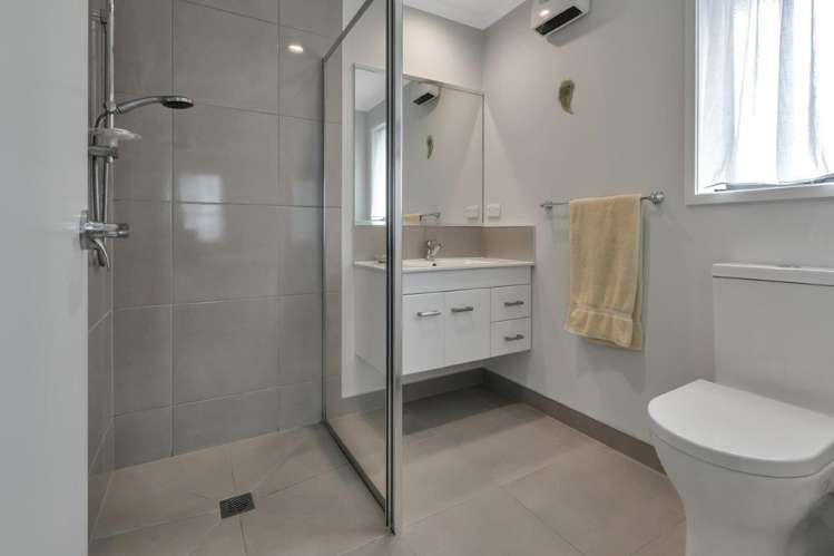 36 Kowi Lakes Drive One Tree Point_18