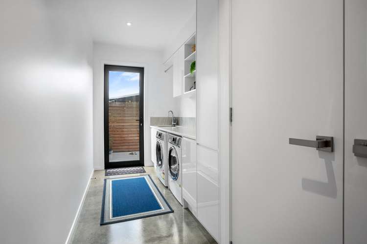 16 Alan Livingston Drive Cambridge_22