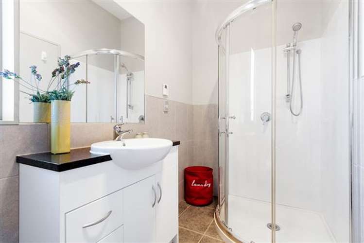 62 Lake Panorama Drive Henderson_17