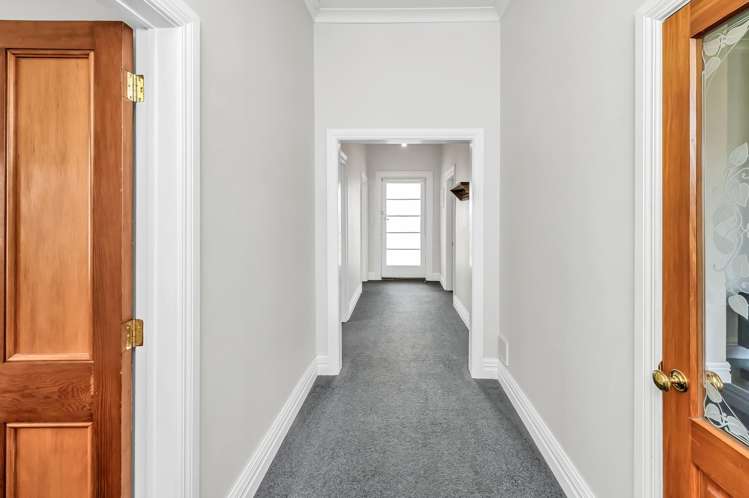 14 Lee Street Southbridge_8