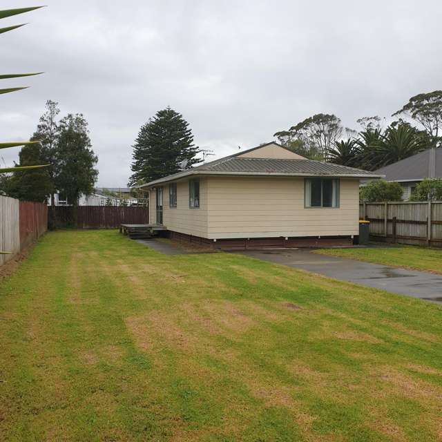 Parakai 3 Bed Rental