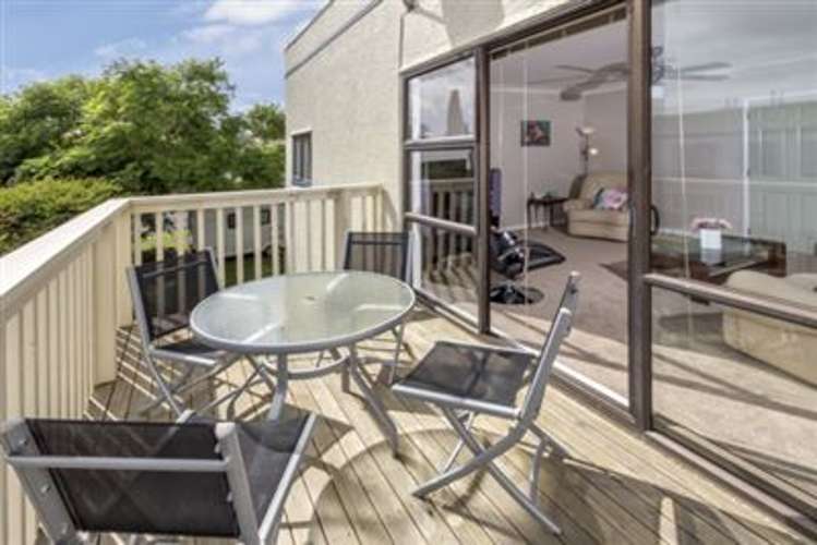 5 Hattaway Avenue Bucklands Beach_8