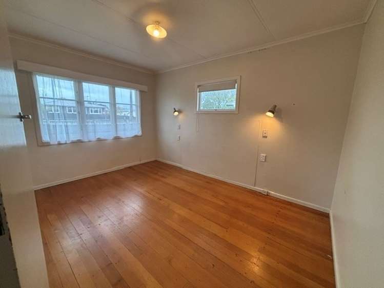 19 CARLISLE STREET Greerton_4