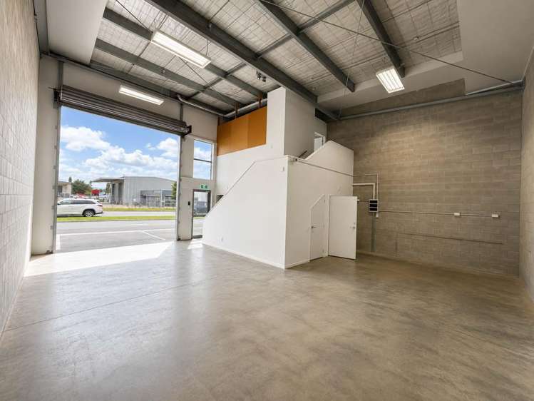 Unit 10, 2 Poturi Street_0