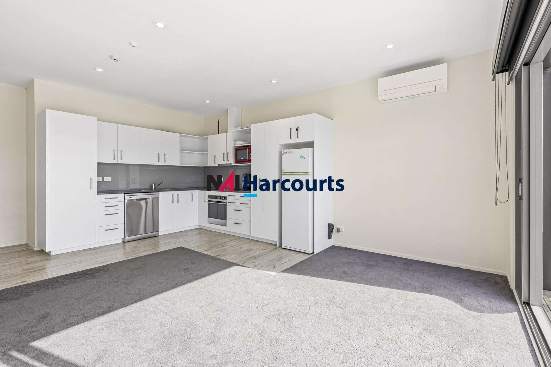 21/45 Karepiro Drive Stanmore Bay_0