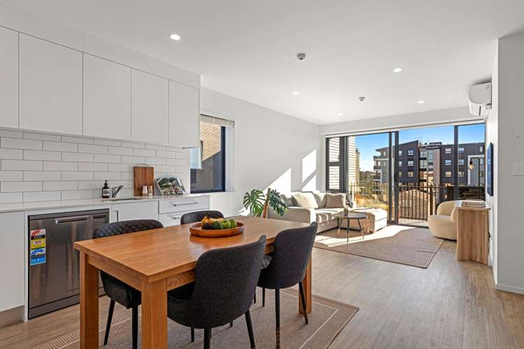 207/165 Lake Road Northcote_10