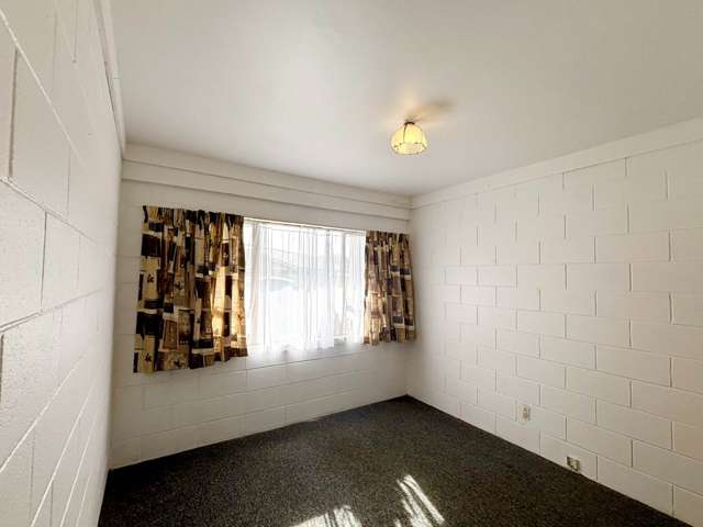 1/151 Farquhar Road Glendene_1