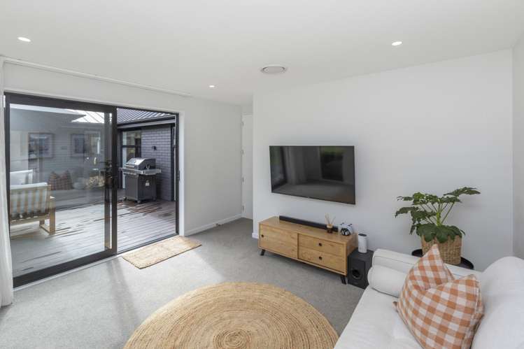 7 Winning Post Place Halswell_15